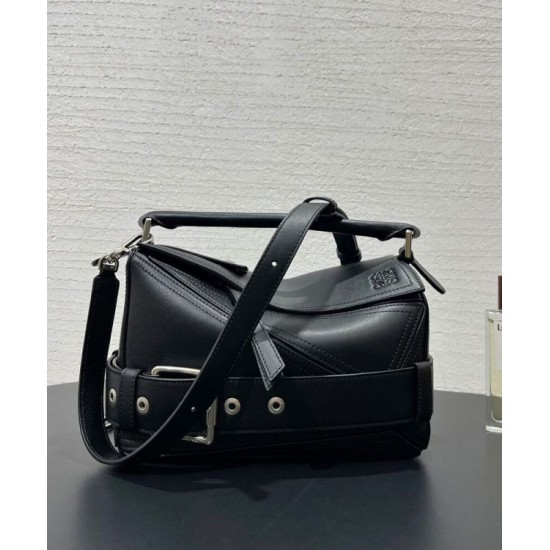 Replica Borsa Loewe Large Puzzle Biker Nera Imitazioni Replica Borsa Loewe Large Puzzle Biker Nera