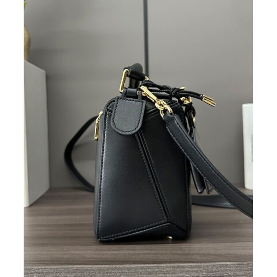 Replica Borsa Loewe Featherlight Puzzle piccola Nero Imitazioni Replica Borsa Loewe Featherlight Puzzle piccola Nero