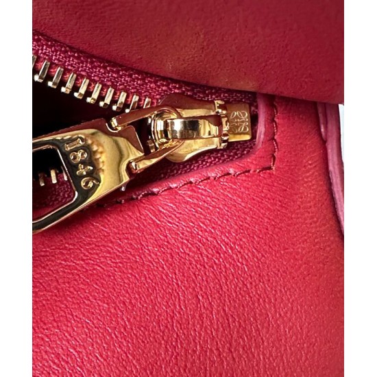 Replica Borse Imitazioni Loewe Featherlight Puzzle piccola Rosso Imitazioni Replica Borse Imitazioni Loewe Featherlight Puzzle piccola Rosso