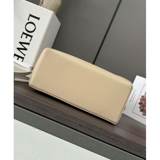 Replica Borsa classica bicolore Loewe Puzzle Edge piccola Bianco/beige Imitazioni Replica Borsa classica bicolore Loewe Puzzle Edge piccola Bianco/beige