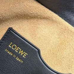 Replica Borsa a tracolla Loewe Ola media Nero Imitazioni Replica Borsa a tracolla Loewe Ola media Nero