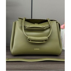 Borsa Loewe Madrid media morbida pelle di vitello oliva