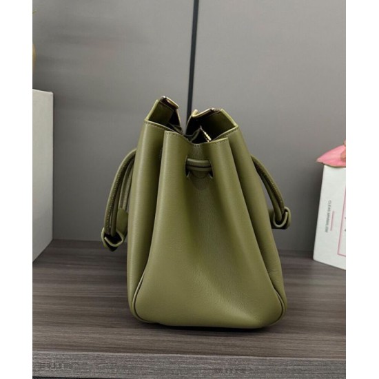 Replica Borsa Loewe Madrid media morbida pelle di vitello oliva Imitazioni Replica Borsa Loewe Madrid media morbida pelle di vitello oliva
