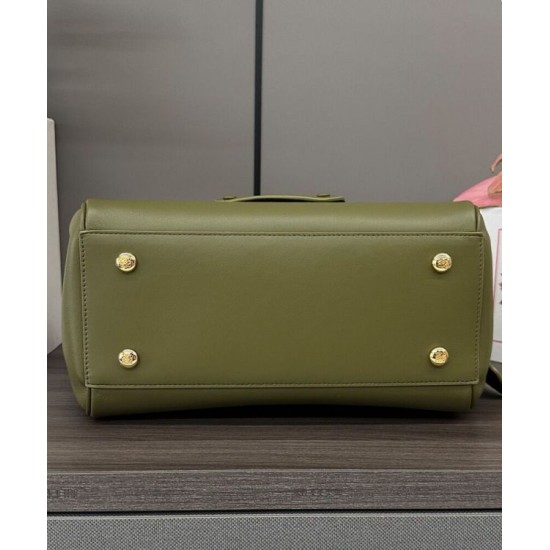 Replica Borsa Loewe Madrid media morbida pelle di vitello oliva Imitazioni Replica Borsa Loewe Madrid media morbida pelle di vitello oliva
