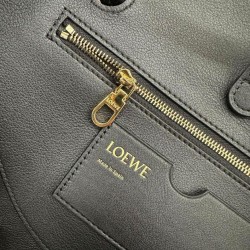 Replica Borsa Loewe Madrid media morbida pelle di vitello nero Imitazioni Replica Borsa Loewe Madrid media morbida pelle di vitello nero