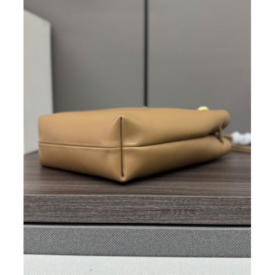 Replica Borse Loewe Pebble Pouch Albicocca