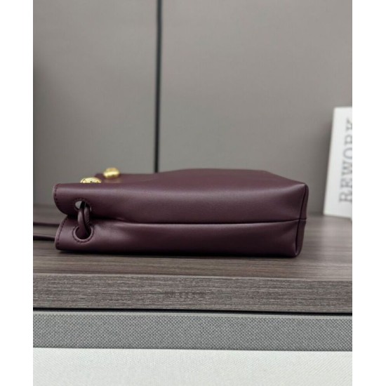Replica Borse Loewe Pebble Pouch Malva Imitazioni Replica Borse Loewe Pebble Pouch Malva