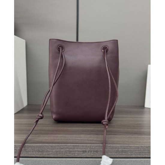 Replica Borse Loewe Pebble Pouch Malva Imitazioni Replica Borse Loewe Pebble Pouch Malva