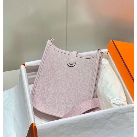 Replica Borse Hermes Evelyne III TPM Malva Pallido Clemence Imitazioni Replica Borse Hermes Evelyne III TPM Malva Pallido Clemence