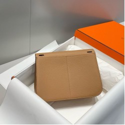 Replica Borsa Hermes Halzan 25 cammello scuro clemence Imitazioni Replica Borsa Hermes Halzan 25 cammello scuro clemence