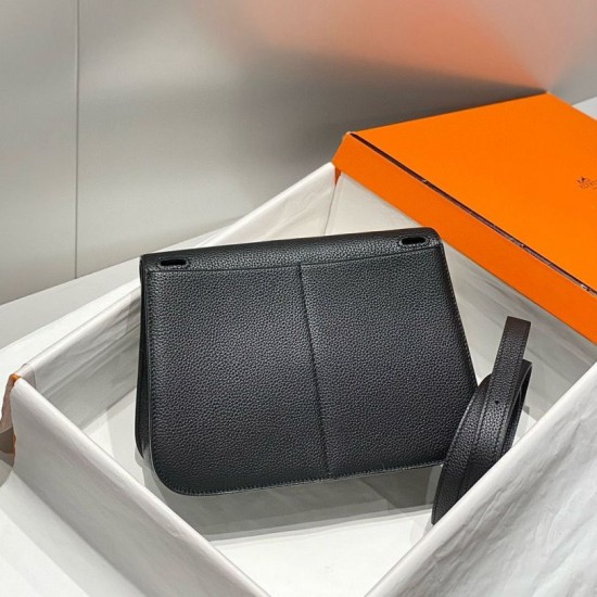 Replica Borse Hermes Halzan 25 nera clemence Imitazioni Replica Borse Hermes Halzan 25 nera clemence