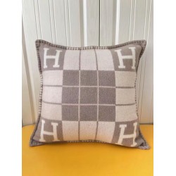 Dettagli perfetti Cuscino Hermes Avalon III piccolo Beige