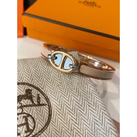 Replica Bracciale Hermes Mini Clic Chaine d'Ancre sabbia Imitazioni Replica Bracciale Hermes Mini Clic Chaine d'Ancre sabbia