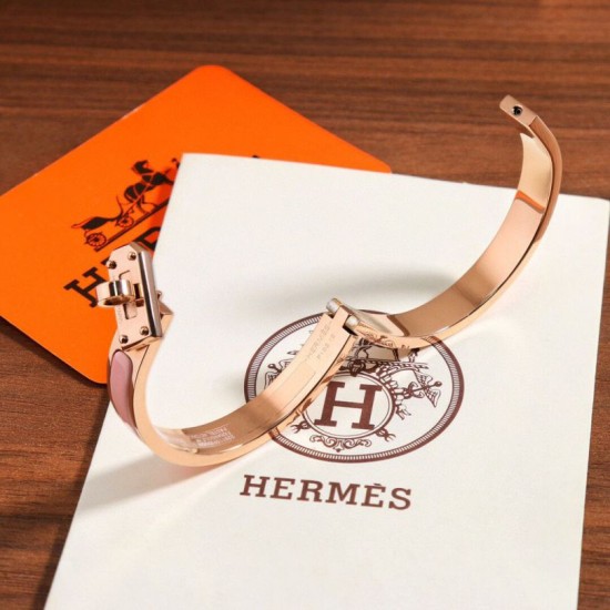 Replica Bracciale Hermes Mini Clic Kelly Rosa Imitazioni Replica Bracciale Hermes Mini Clic Kelly Rosa