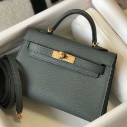 Replica Borse Imitazioni Hermes Kelly Mini II Vert Amande Epsom con hardware dorato