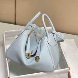 Replica Borse Hermes Lindy 26 cm Blu con finiture dorate Imitazioni Replica Borse Hermes Lindy 26 cm Blu con finiture dorate