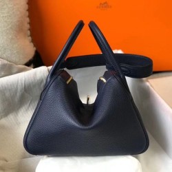 Replica Borsa Hermes Lindy 26 cm blu navy con finiture dorate Imitazioni Replica Borsa Hermes Lindy 26 cm blu navy con finiture dorate