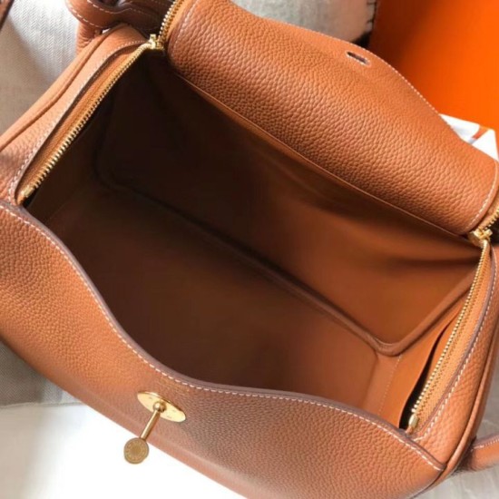 Replica Borsa Hermes Lindy 26 cm Marrone con finiture dorate Imitazioni Replica Borsa Hermes Lindy 26 cm Marrone con finiture dorate