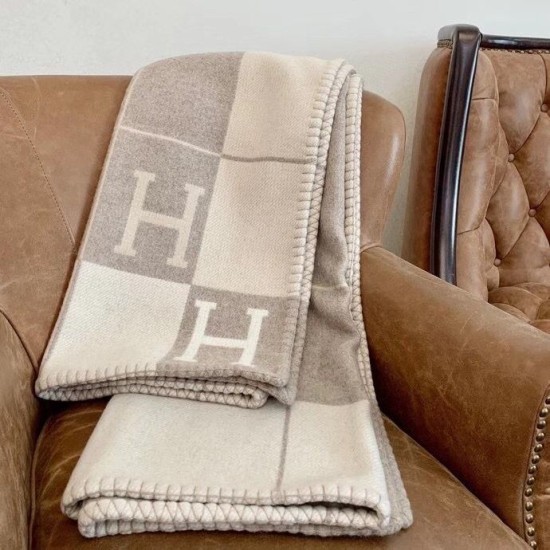 Replica Borsa Dettagli perfetti Coperta Hermes Avalon III Beige Imitazioni Replica Borsa Dettagli perfetti Coperta Hermes Avalon III Beige