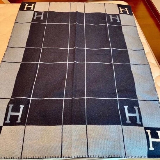 Replica Pari Coperta Hermes Avalon III Blu Imitazioni Replica Pari Coperta Hermes Avalon III Blu