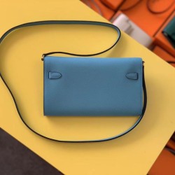 Replica Alta gamma Portafoglio Hermes Kelly Classique To Go Epsom Blu