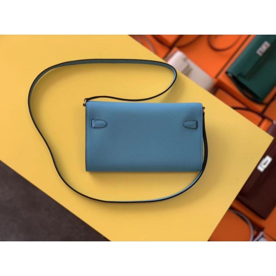 Replica Alta gamma Portafoglio Hermes Kelly Classique To Go Epsom Blu Imitazioni Replica Alta gamma Portafoglio Hermes Kelly Classique To Go Epsom Blu