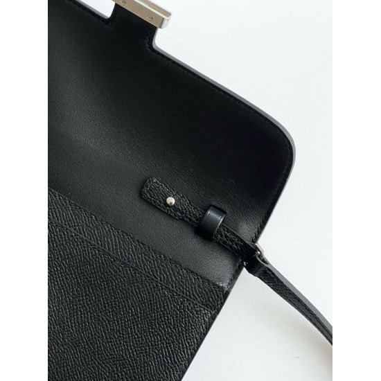 Replica Portafoglio Hermes Constance To Go Epsom Nero Imitazioni Replica Portafoglio Hermes Constance To Go Epsom Nero