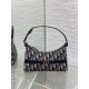 Replica Mini borsa Dior 30 Montaigne Cigale in jacquard blu obliquo Riproduzione Fedele Mini borsa Dior 30 Montaigne Cigale in jacquard blu obliquo imitazioni