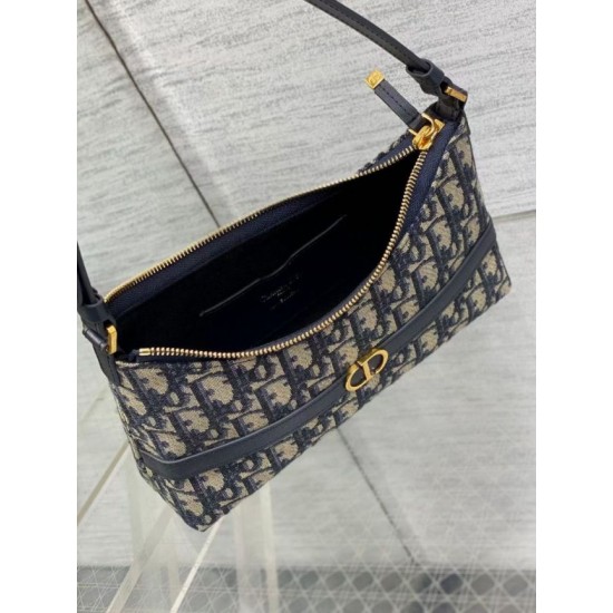 Replica Mini borsa Dior 30 Montaigne Cigale in jacquard blu obliquo Riproduzione Fedele Mini borsa Dior 30 Montaigne Cigale in jacquard blu obliquo imitazioni