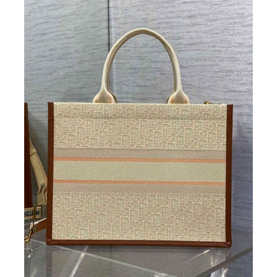 Replica Dior Dior Book Tote Media Albicocca Riproduzione Fedele Dior Dior Book Tote Media Albicocca imitazioni