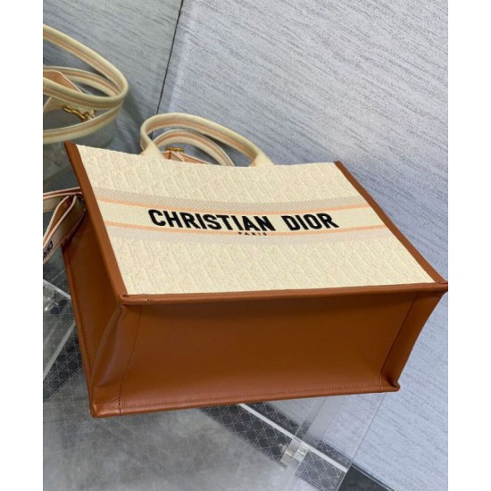 Replica Dior Dior Book Tote Media Albicocca Riproduzione Fedele Dior Dior Book Tote Media Albicocca imitazioni