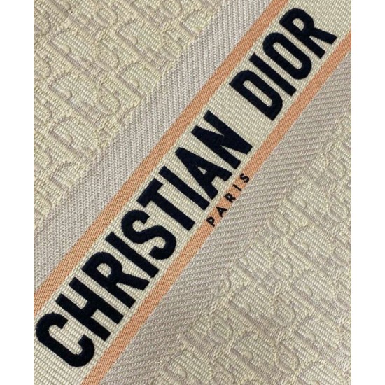 Replica Dior Dior Book Tote Media Albicocca Riproduzione Fedele Dior Dior Book Tote Media Albicocca imitazioni