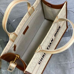 Replica Dior Dior Book Tote Media Albicocca Riproduzione Fedele Dior Dior Book Tote Media Albicocca imitazioni