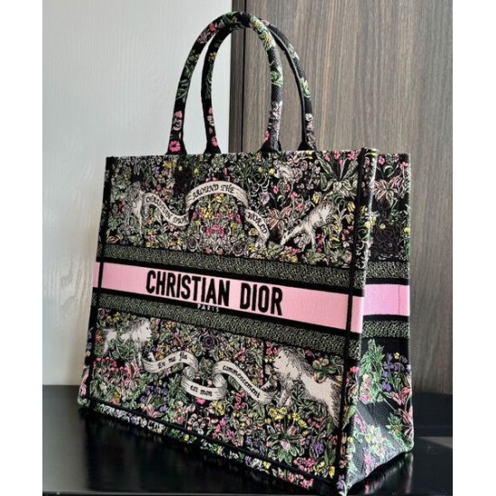 Replica Dior Dior Book Tote Grande Rosa Riproduzione Fedele Dior Dior Book Tote Grande Rosa imitazioni