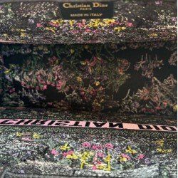 Replica Dior Dior Book Tote Grande Rosa Riproduzione Fedele Dior Dior Book Tote Grande Rosa imitazioni