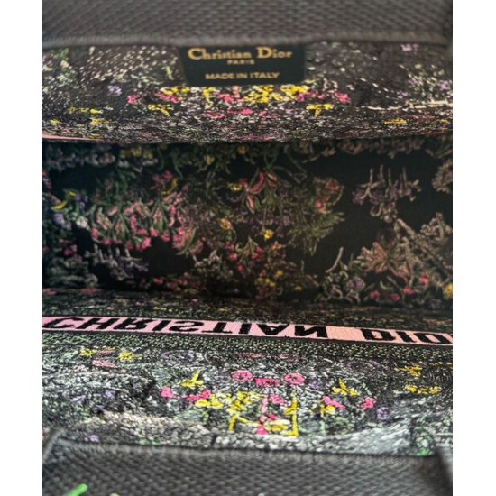 Replica Dior Dior Book Tote Grande Rosa Riproduzione Fedele Dior Dior Book Tote Grande Rosa imitazioni