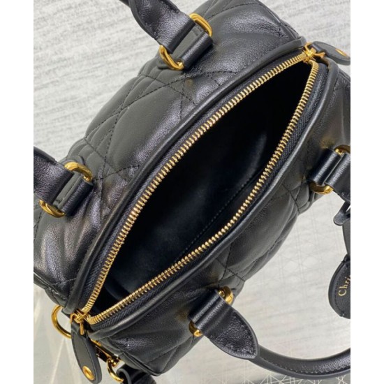 Replica Borsa Dior Groove 20 Nero Riproduzione Fedele Borsa Dior Groove 20 Nero imitazioni