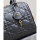 Replica Bora Pari Dior Groove 25 Nero Riproduzione Fedele Bora Pari replica Dior Groove 25 Nero imitazioni