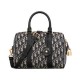 Replica Borsa Dior Groove 25 Oblique jacquard Blu scuro Riproduzione Fedele Borsa Dior Groove 25 Oblique jacquard Blu scuro imitazioni