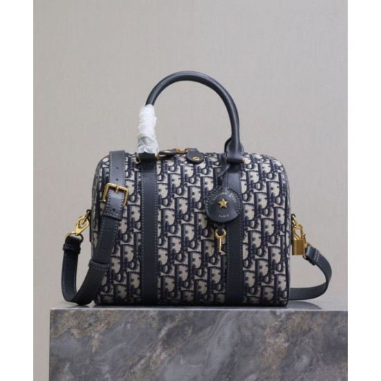 Replica Borsa Dior Groove 25 Oblique jacquard Blu scuro Riproduzione Fedele Borsa Dior Groove 25 Oblique jacquard Blu scuro imitazioni