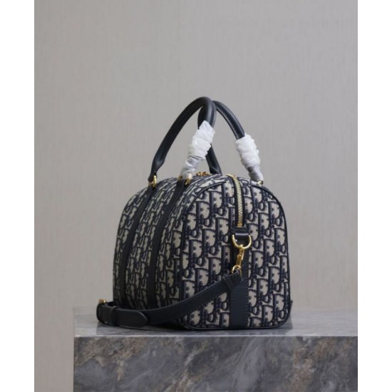 Replica Borsa Dior Groove 25 Oblique jacquard Blu scuro Riproduzione Fedele Borsa Dior Groove 25 Oblique jacquard Blu scuro imitazioni