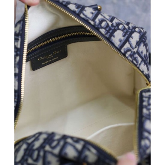 Replica Borsa Dior Groove 25 Oblique jacquard Blu scuro Riproduzione Fedele Borsa Dior Groove 25 Oblique jacquard Blu scuro imitazioni