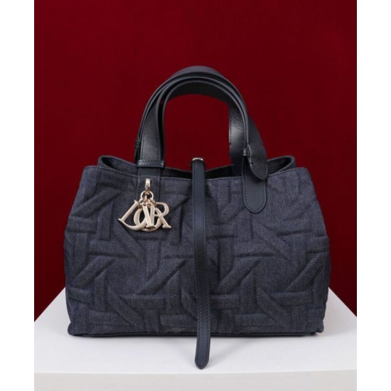 Replica Borse Firmate media Dior Toujours Blu Scuro Riproduzione Fedele Borse Firmate Replica media Dior Toujours Blu Scuro imitazioni
