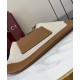 Replica Borsa a tracolla media Gucci B 815924 Crema Riproduzione Fedele Borsa a tracolla media Gucci B 815924 Crema imitazioni