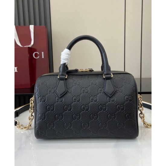 Replica Borsa piccola con manico superiore Gucci GG Emblem 815255 Nera Riproduzione Fedele Borsa piccola con manico superiore Gucci GG Emblem 815255 Nera imitazioni