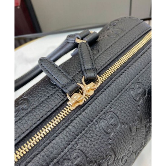 Replica Borsa piccola con manico superiore Gucci GG Emblem 815255 Nera Riproduzione Fedele Borsa piccola con manico superiore Gucci GG Emblem 815255 Nera imitazioni