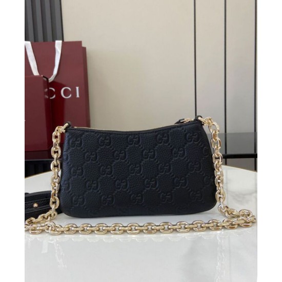 Replica Dettagli perfetti Borsa Super Mini Gucci con stemma GG 815278 Nera Riproduzione Fedele Dettagli perfetti Borsa Super Mini Gucci con stemma GG 815278 Nera imitazioni