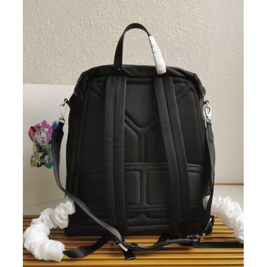 Replica Imitazione Zaino Prada Hot-nylon e pelle Nero Riproduzione Fedele Imitazione Zaino Prada Hot-nylon e pelle Nero imitazioni