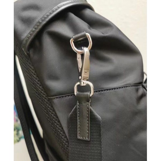Replica Imitazione Zaino Prada Hot-nylon e pelle Nero Riproduzione Fedele Imitazione Zaino Prada Hot-nylon e pelle Nero imitazioni
