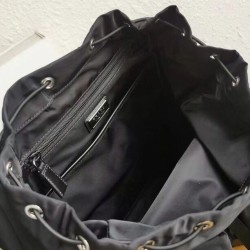 Replica Imitazione Zaino Prada Hot-nylon e pelle Nero Riproduzione Fedele Imitazione Zaino Prada Hot-nylon e pelle Nero imitazioni